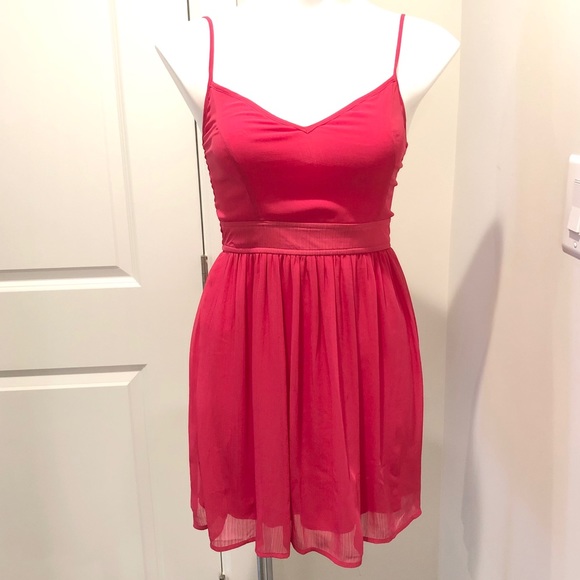 Abercrombie & Fitch Dresses & Skirts - 💙 Abercrombie & Fitch Pink Dress - EUC - Small